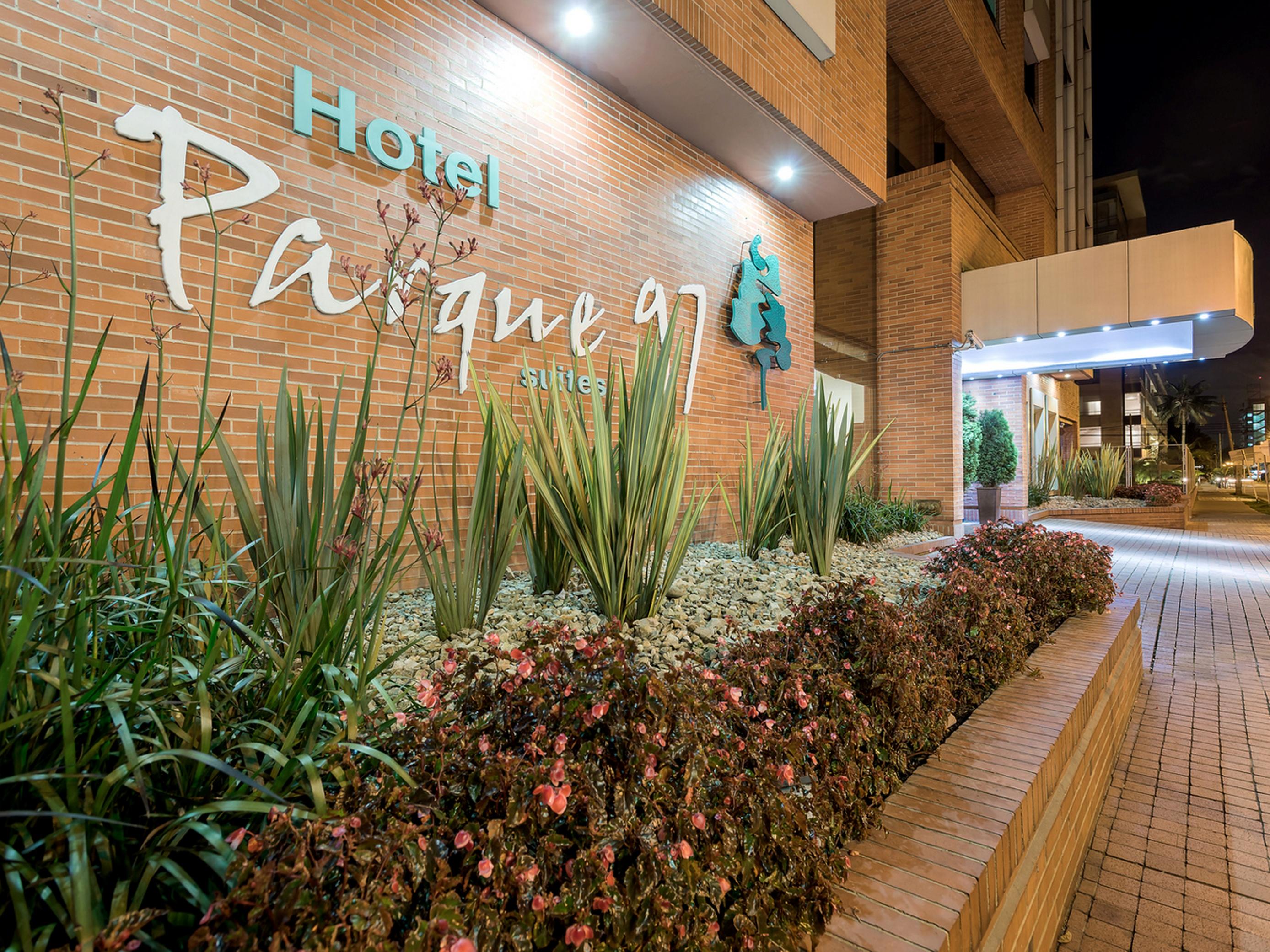Hotel Parque 97 Suites Bogota Ngoại thất bức ảnh